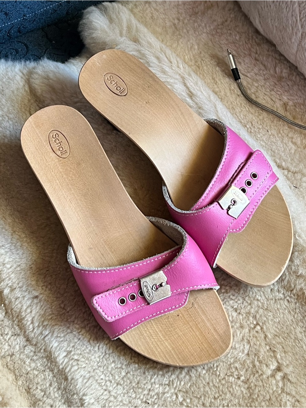 Dr. Scholl's Pink Leather Buckle Slide Sandals